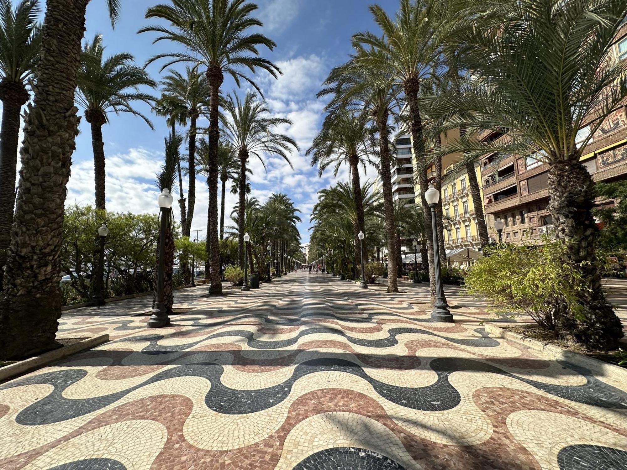 Alicante Beach And Center Exterior photo